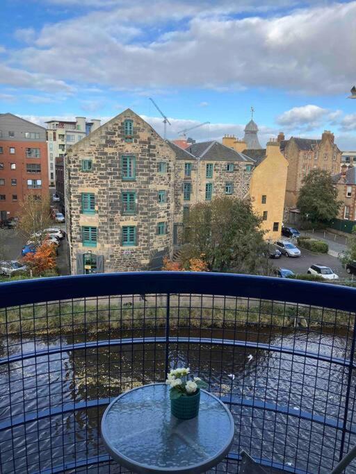 My Waterfront Apartment, Views Over Water Of Leith 에든버러 외부 사진