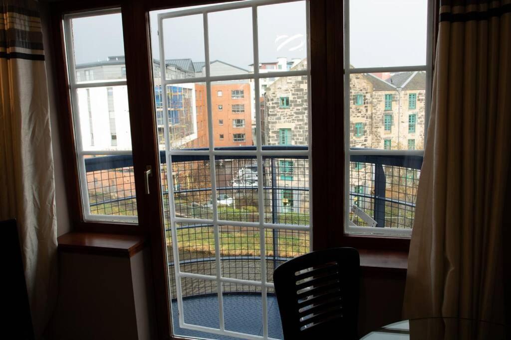 My Waterfront Apartment, Views Over Water Of Leith 에든버러 외부 사진